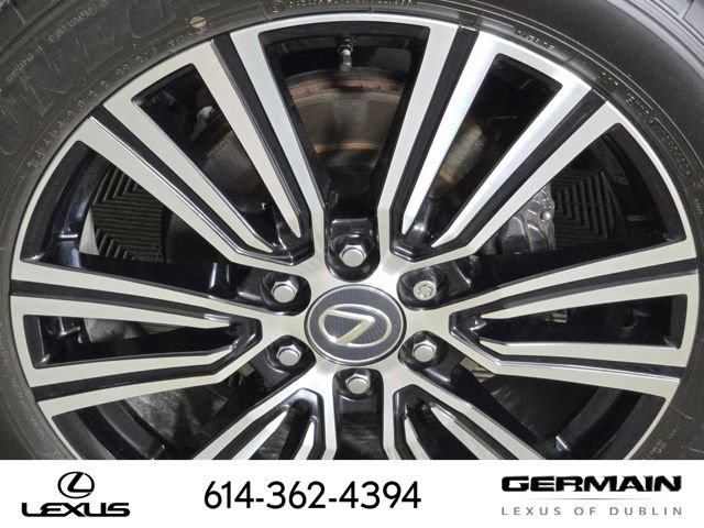 Used 2025 Lexus LX 600 4WD w/ Appearance Package image 11