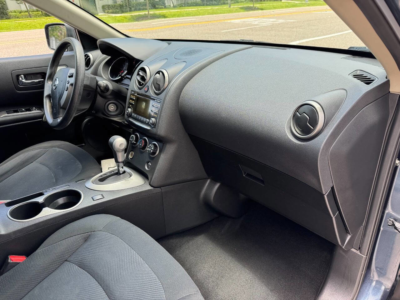 Used 2014 Nissan Rogue S w/ Convenience Package image 18