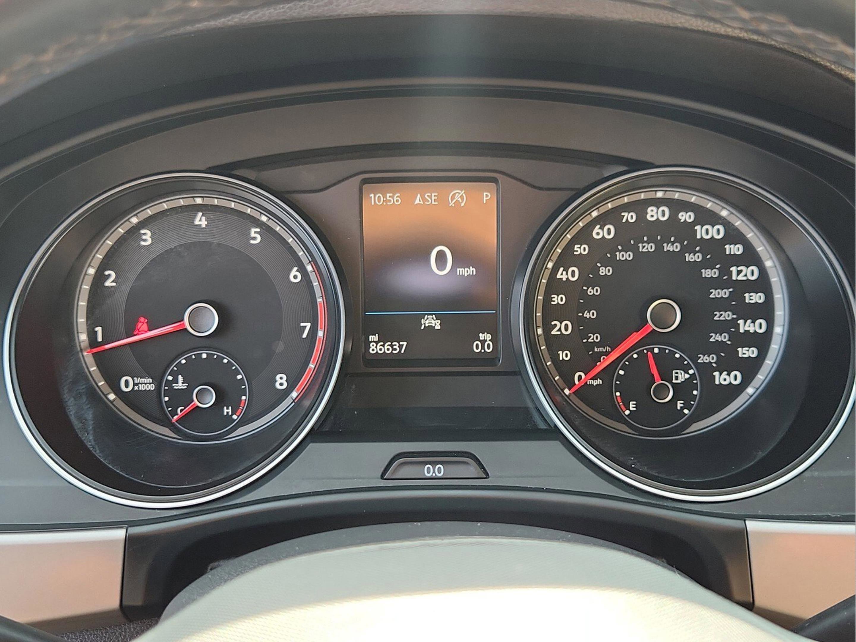 Used 2020 Volkswagen Atlas Cross Sport SE w/ Panoramic Sunroof Package image 19