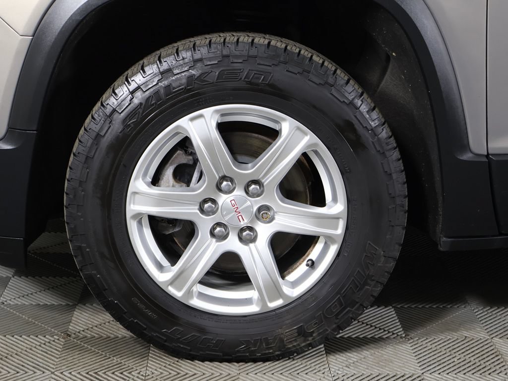 Used 2019 GMC Acadia SLE AWD/4WD image 18