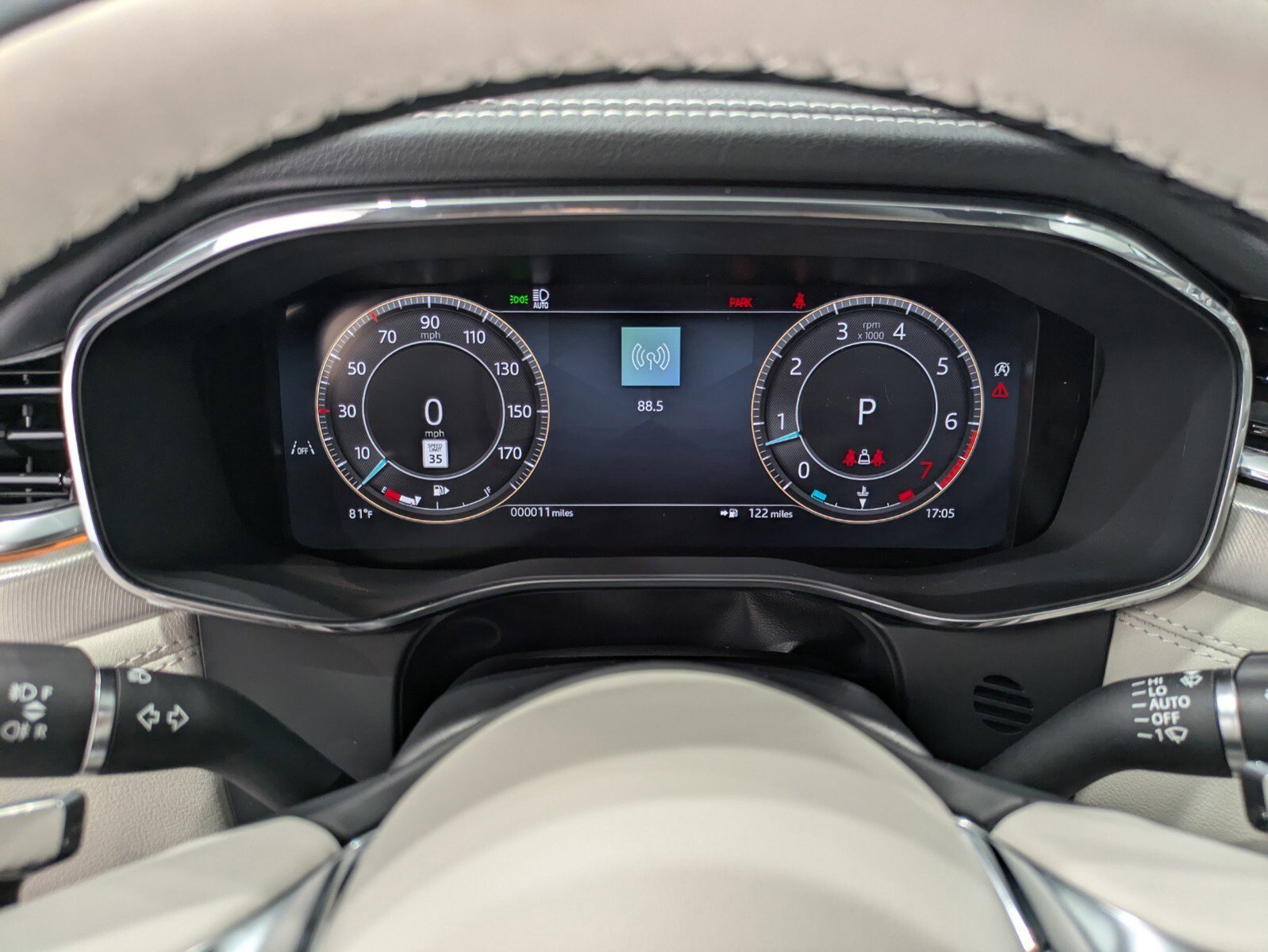 New 2026 Jaguar F-PACE R-Dynamic S image 15