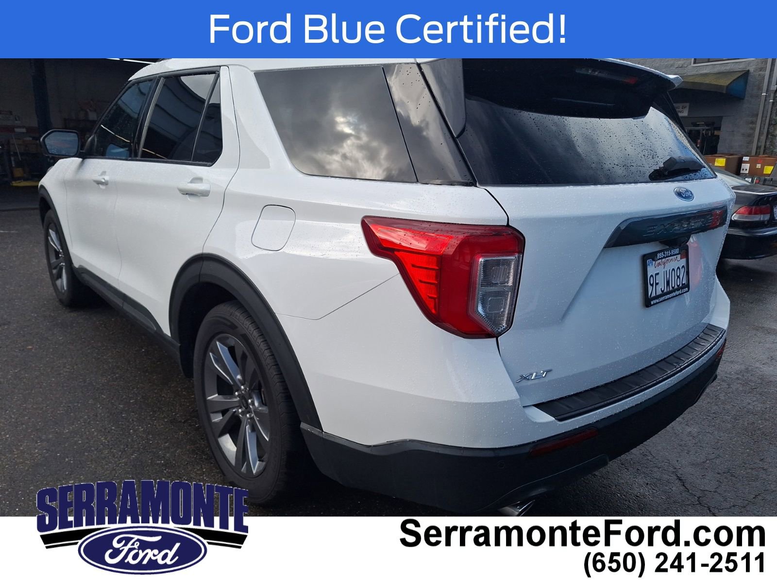 Used 2022 Ford Explorer XLT w/ Equipment Group 202A image 4