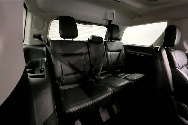 Used 2025 Ford Expedition Platinum image 33