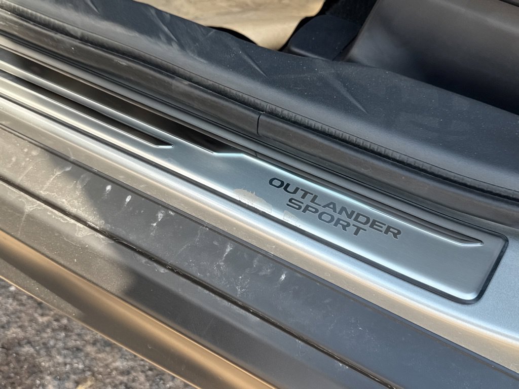 New 2027 Mitsubishi Outlander Sport SE FWD image 18