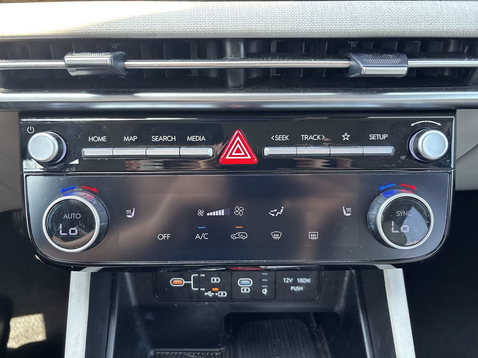 Certified 2025 Hyundai Tucson SEL AWD/4WD image 20