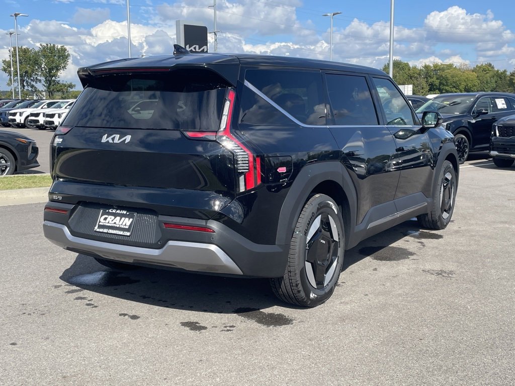 New 2026 Kia EV9 Light image 7