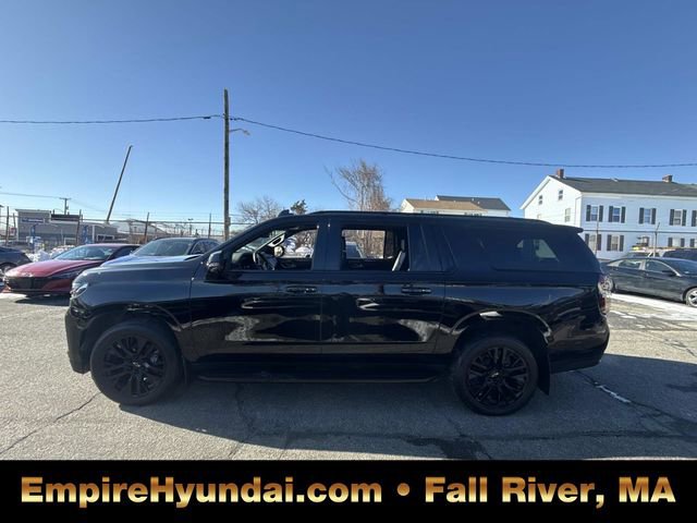 Used 2024 Chevrolet Suburban RST w/ Sport Performance Package image 10