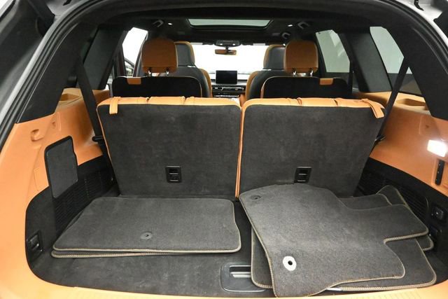 Certified 2023 Lincoln Aviator Black Label Grand Touring w/ Class IV Trailer Tow Package AWD/4WD image 27