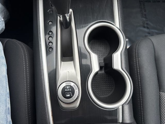 Used 2019 Nissan Pathfinder SV image 14