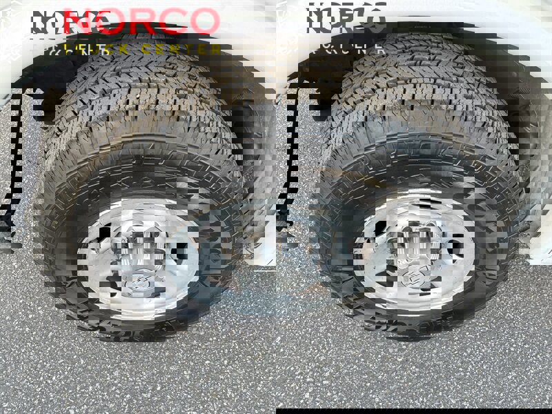 Used 2014 Chevrolet Express 2500 image 16