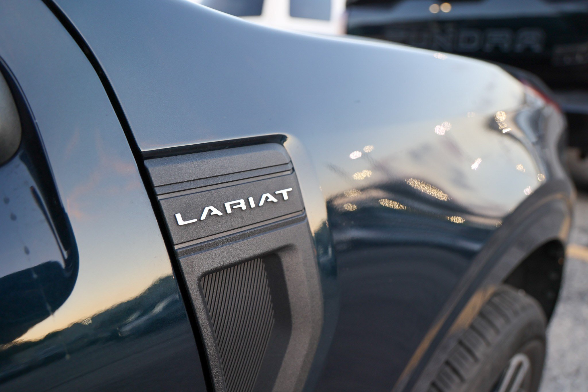 Used 2022 Ford Maverick Lariat FWD image 11