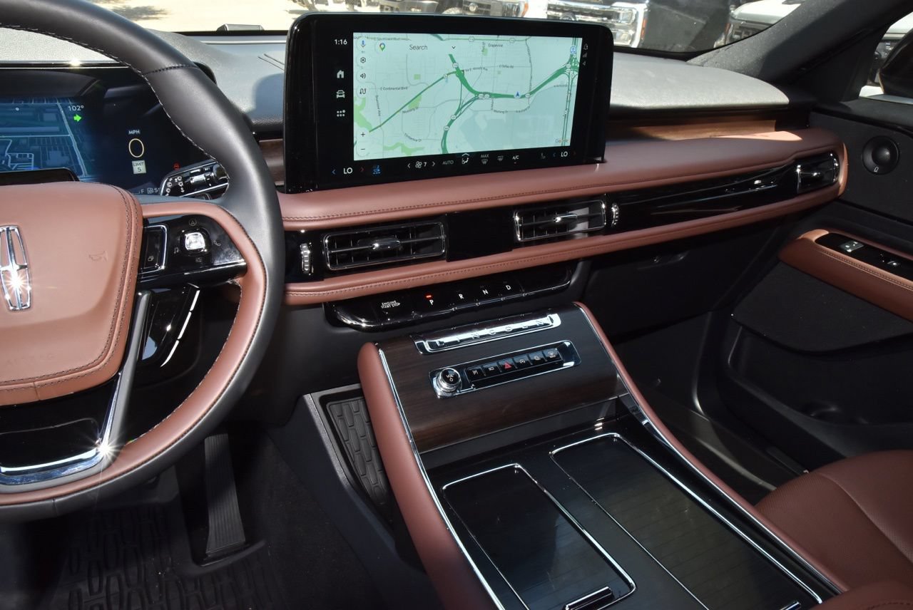 New 2026 Lincoln Aviator Reserve AWD/4WD image 28
