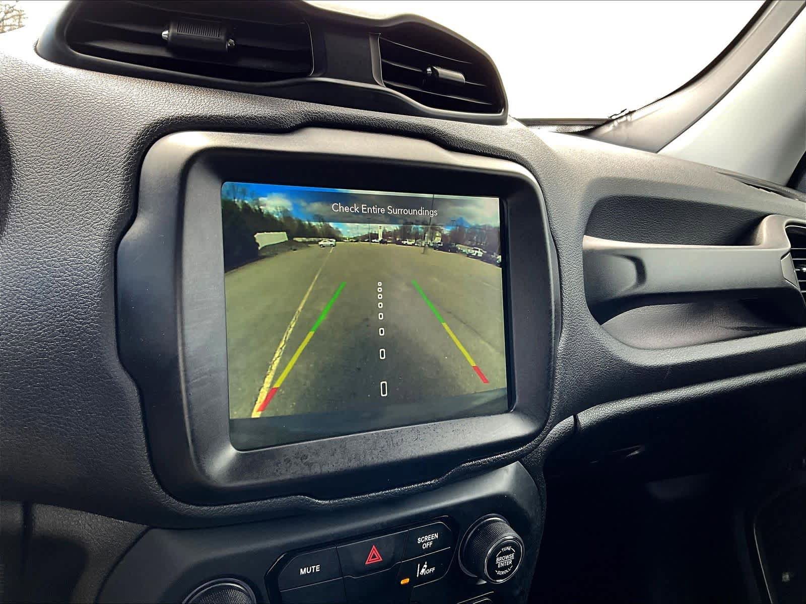 Used 2022 Jeep Renegade Latitude image 28