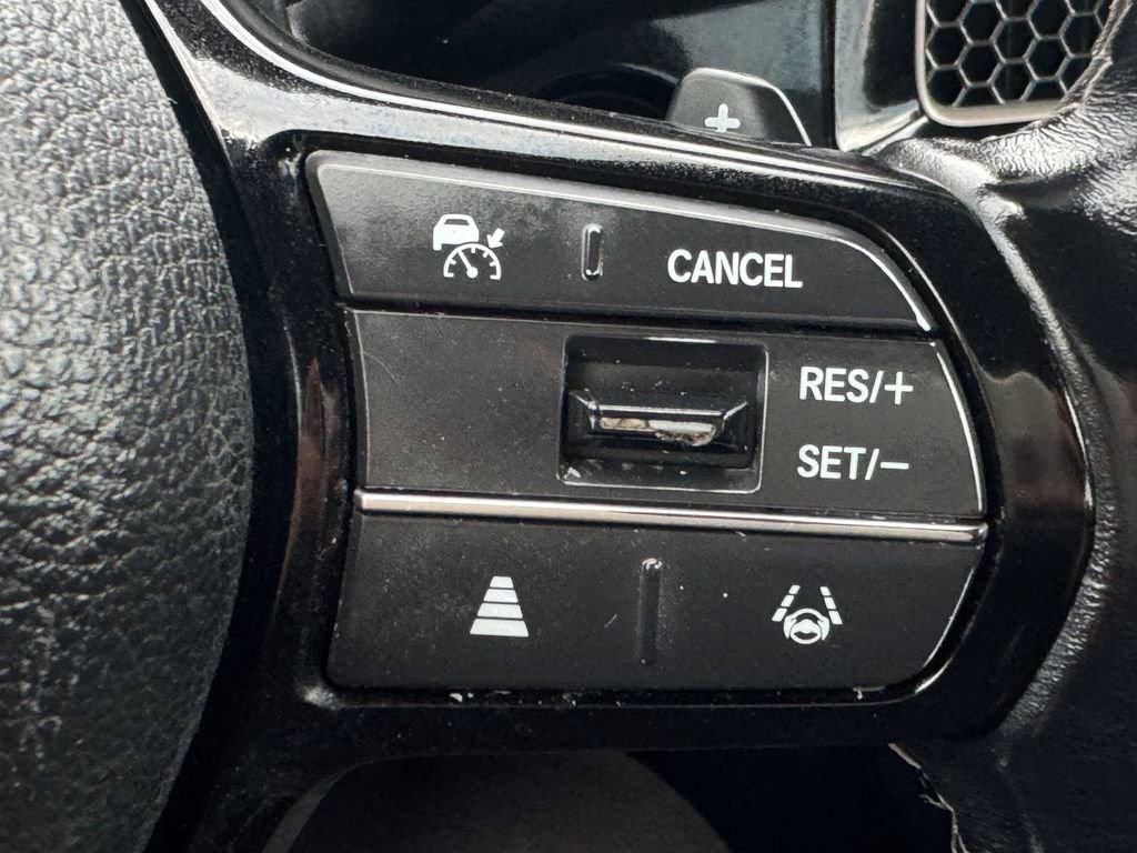 Used 2025 Honda Civic Sport image 25