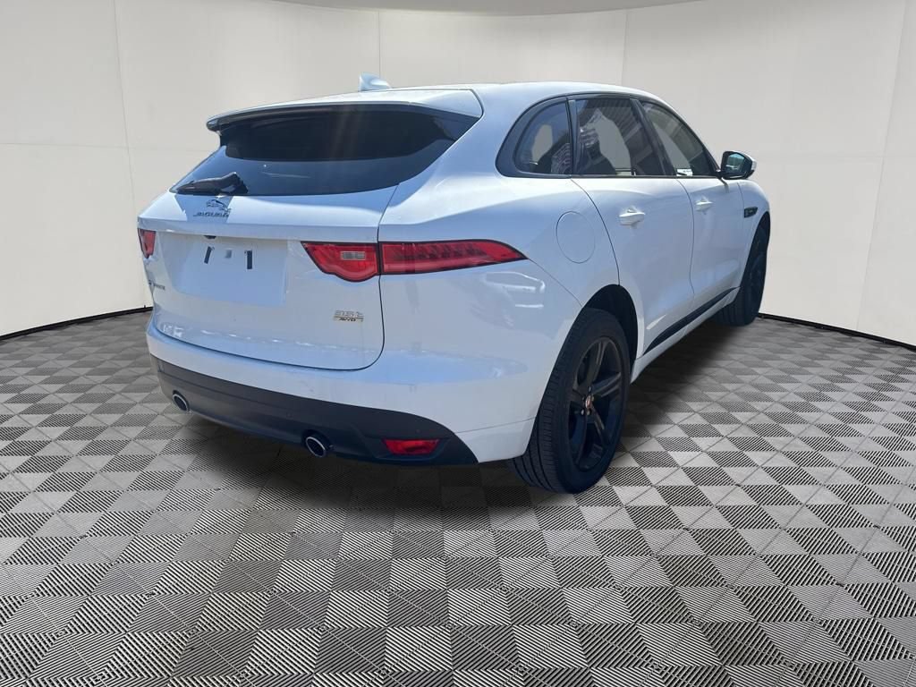 Used 2017 Jaguar F-PACE R-Sport AWD/4WD image 12