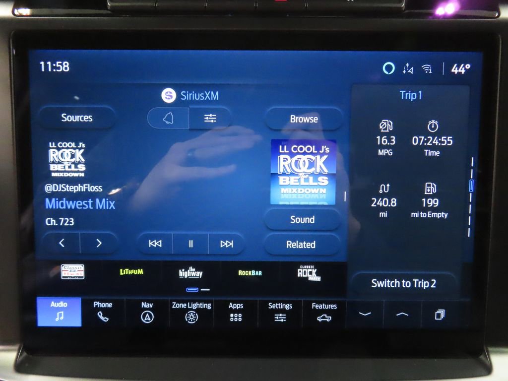 Used 2024 Ford F150 Lariat image 27