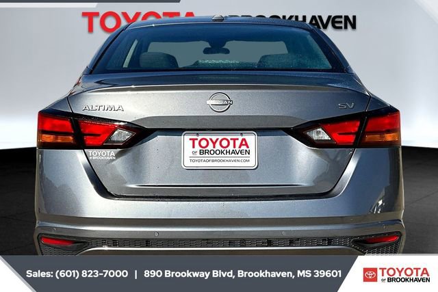 Used 2024 Nissan Altima 2.5 SV image 4
