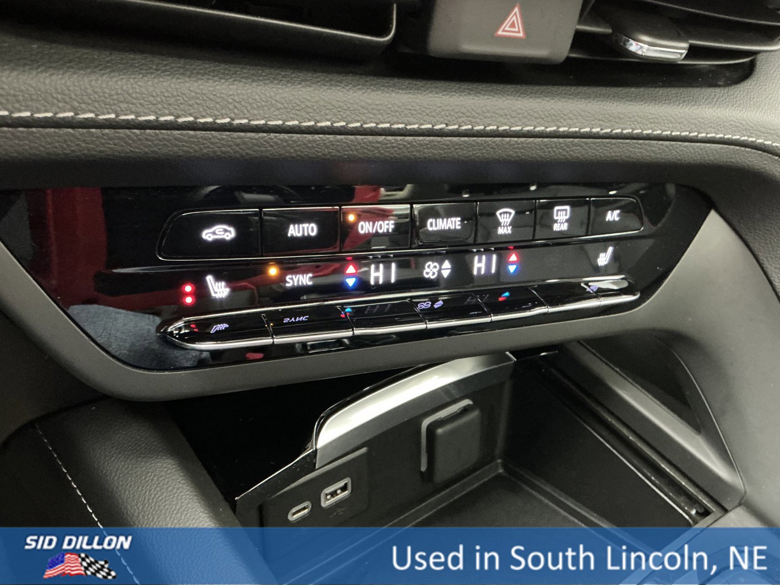 Used 2023 Buick Envision Essence w/ Sport Touring Package image 12