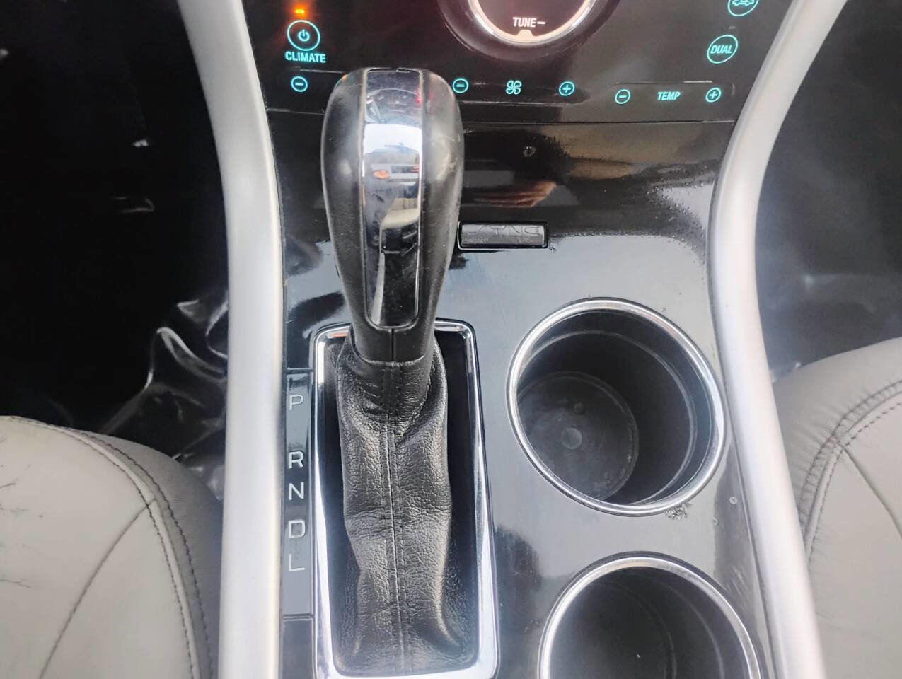 Used 2013 Ford Edge Limited image 22