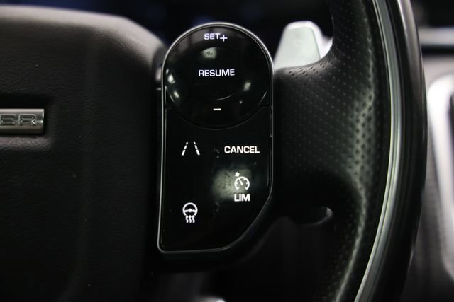 Used 2018 Land Rover Range Rover Velar R-Dynamic SE AWD/4WD image 31