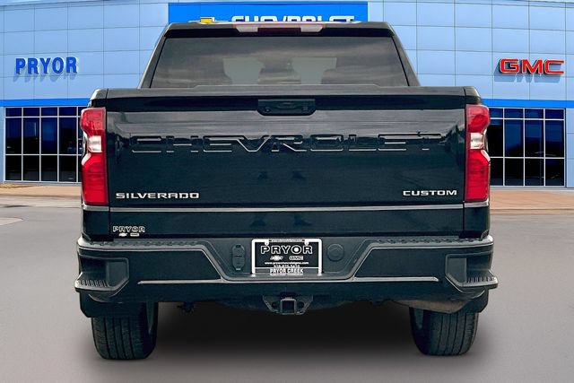 Used 2023 Chevrolet Silverado 1500 Custom AWD/4WD image 6