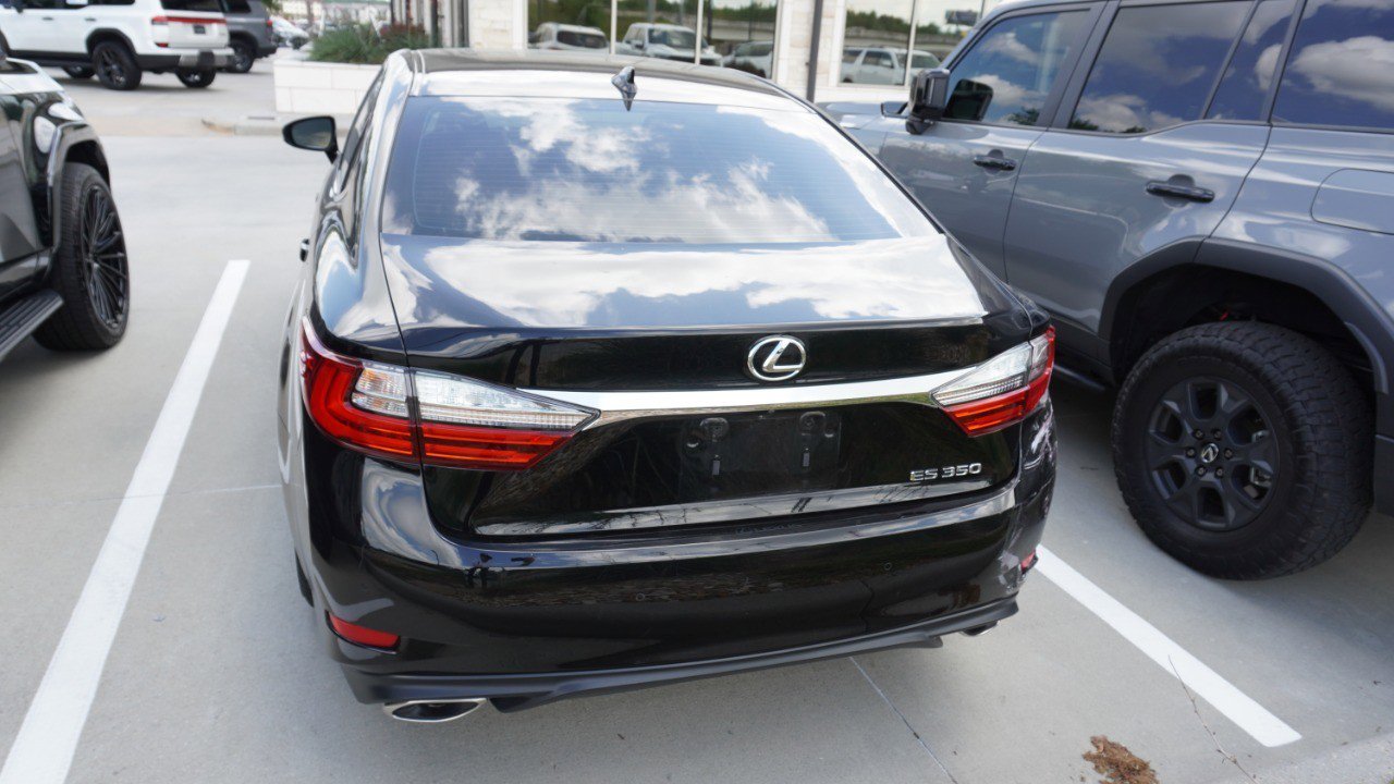 Used 2017 Lexus ES 350 image 5