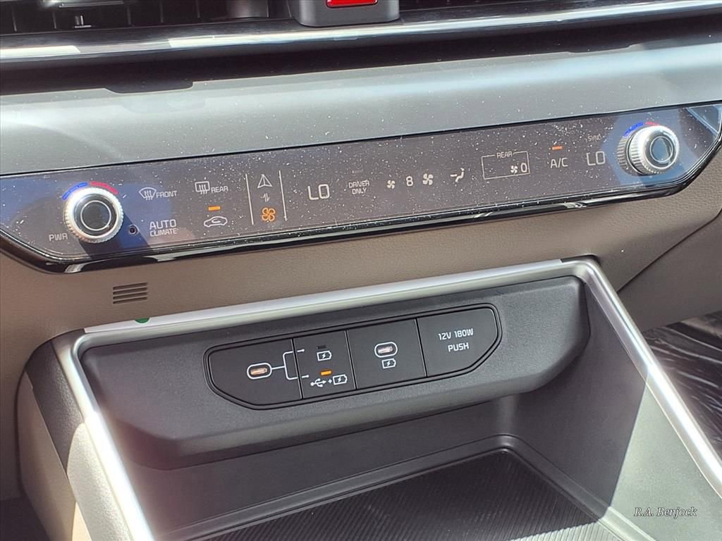 New 2026 Kia Carnival LXS image 41