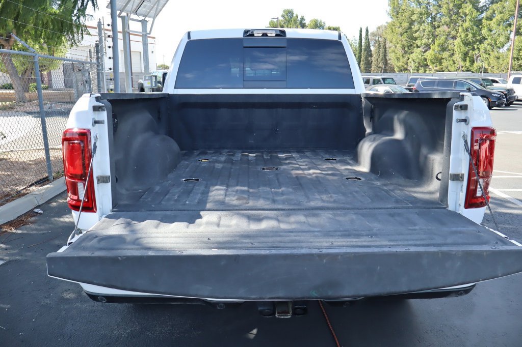 Used 2025 RAM 2500 Laramie AWD/4WD image 44