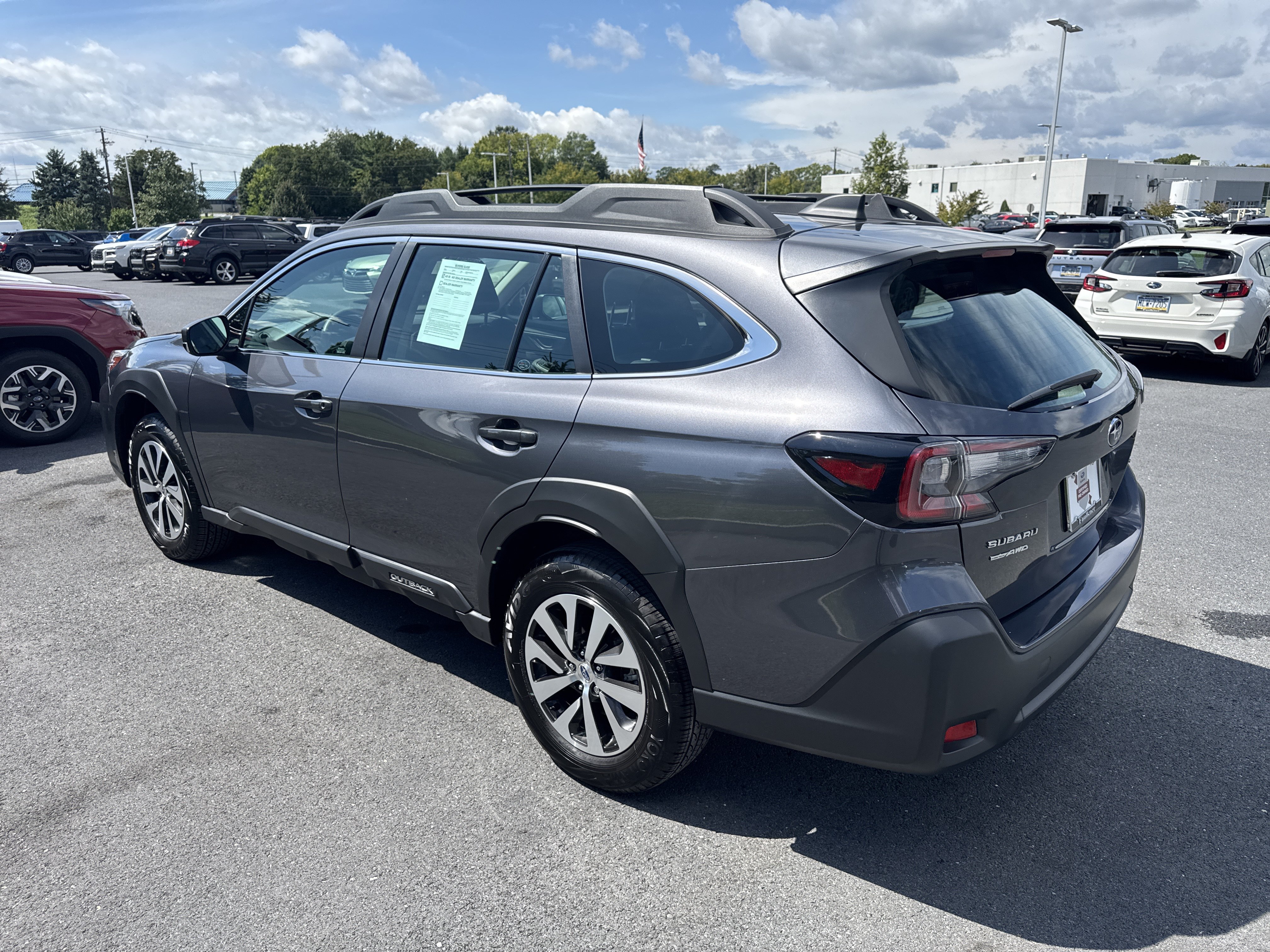 Used 2025 Subaru Outback AWD/4WD image 22