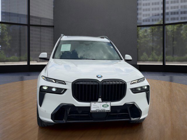 Used 2024 BMW X7 xDrive40i w/ Executive Package AWD/4WD image 2