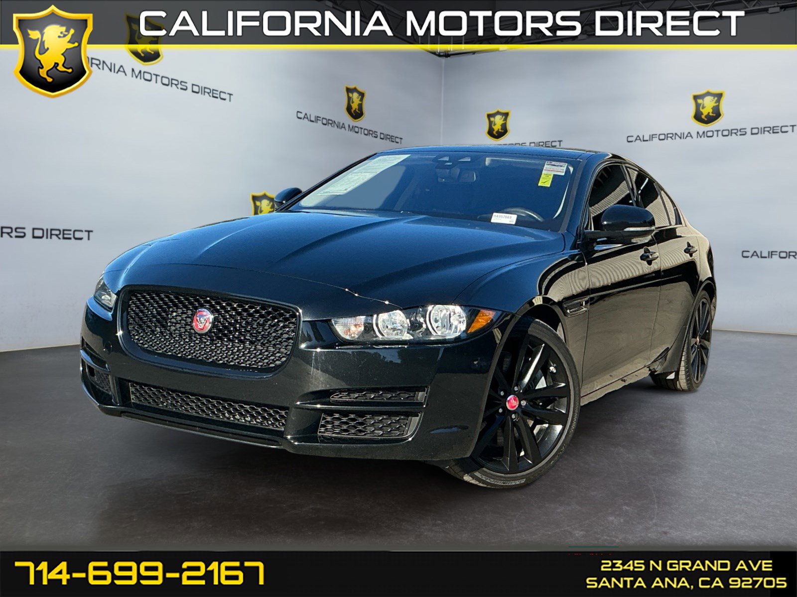 Used 2017 Jaguar XE Prestige image 1