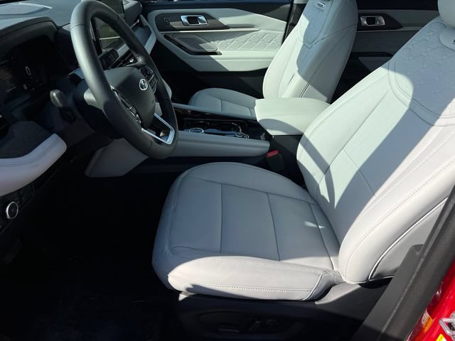 New 2026 Ford Explorer Platinum w/ LUX Leather Package AWD/4WD image 22