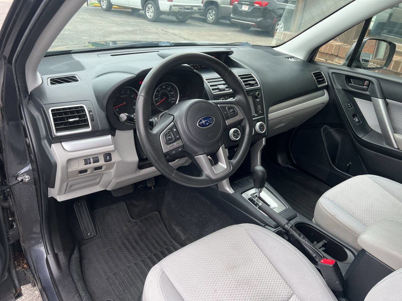 Used 2018 Subaru Forester 2.5i w/ Alloy Wheel Package image 10