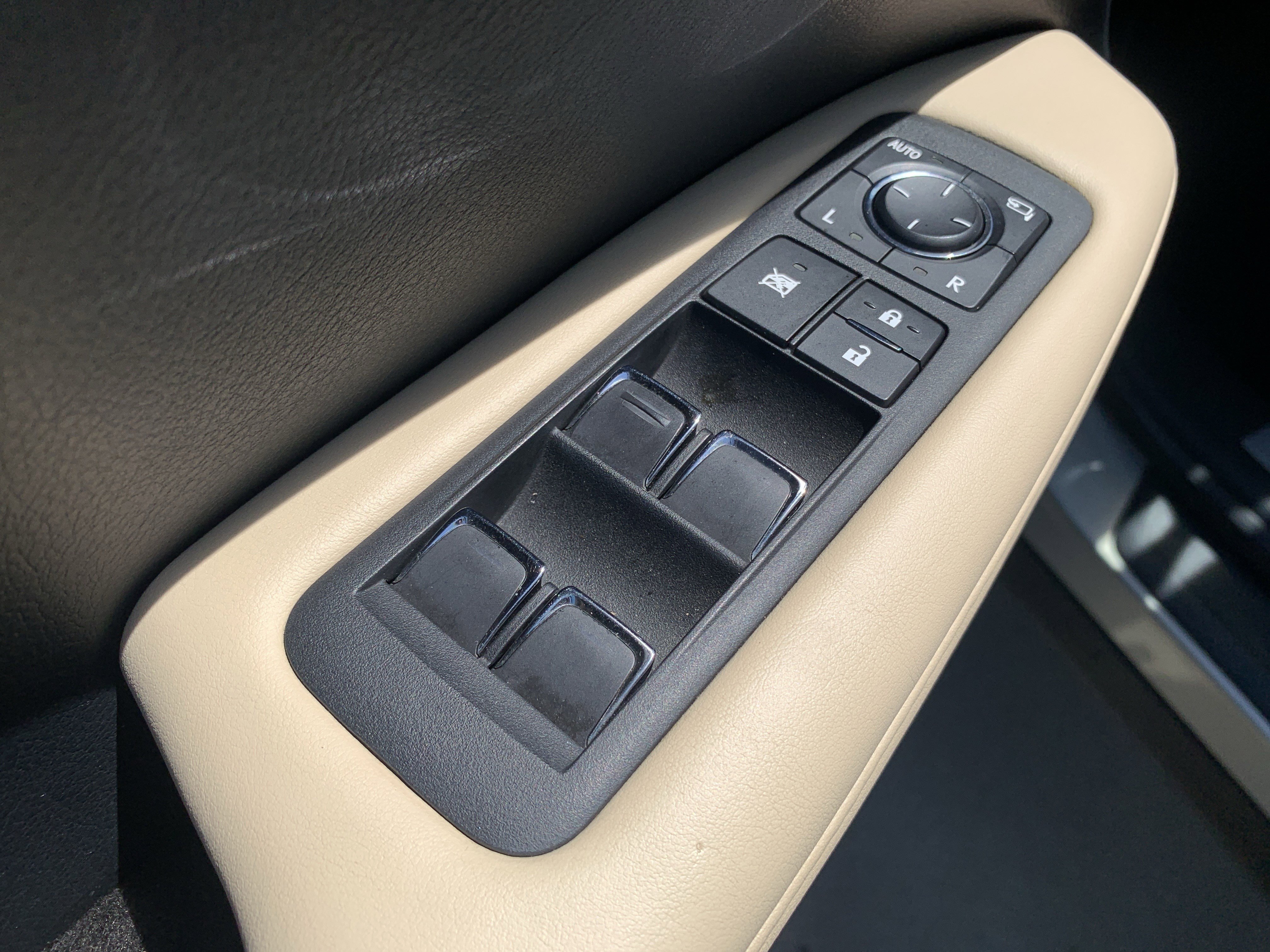 Used 2021 Lexus RX 350 AWD w/ Premium Package image 15