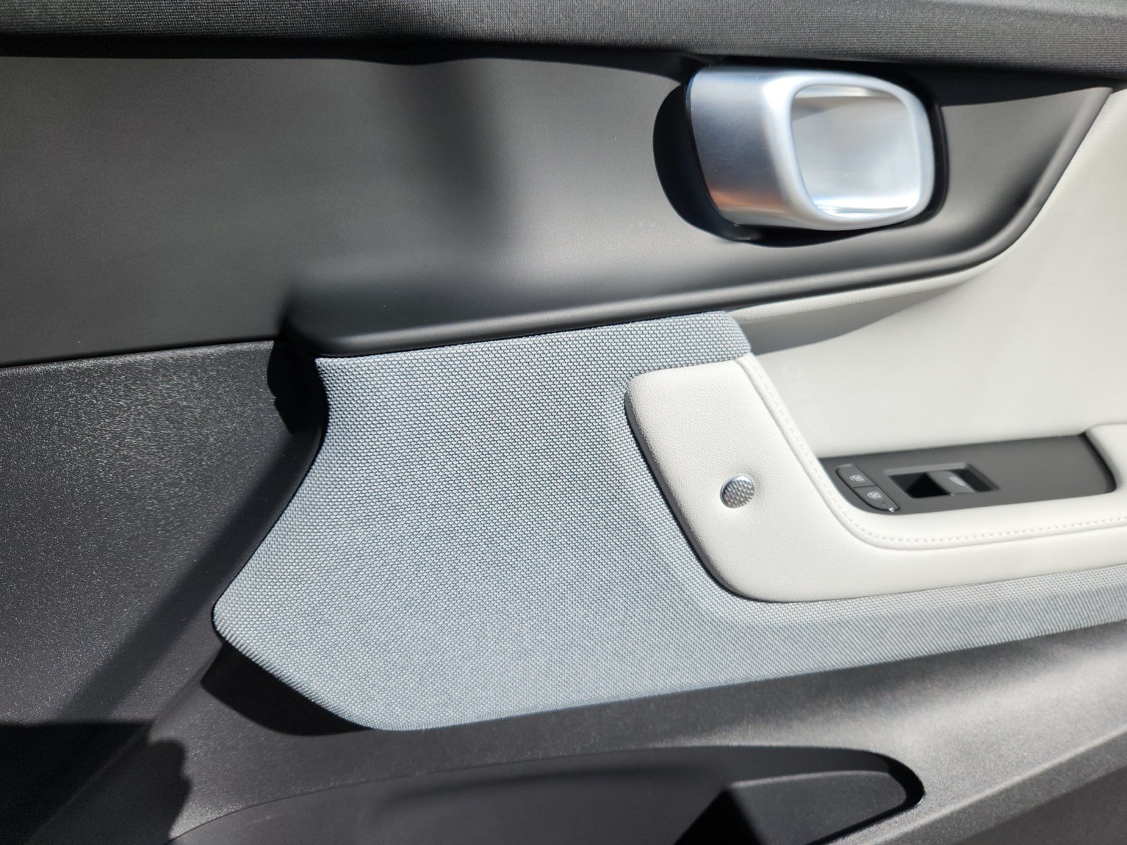 Used 2024 Polestar Polestar 2 AWD/4WD image 14