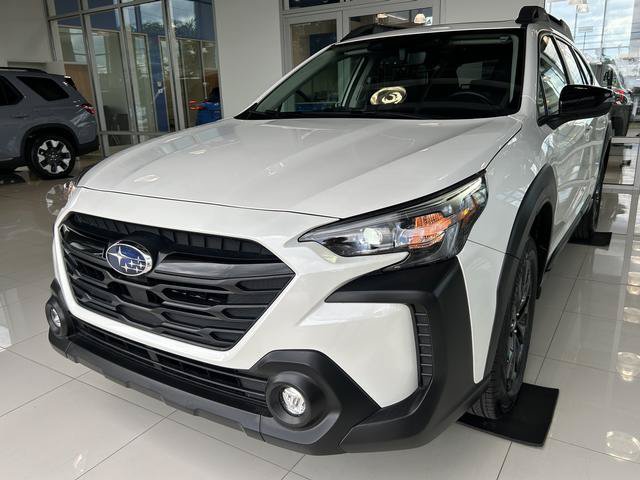 Used 2025 Subaru Outback Onyx Edition AWD/4WD image 2