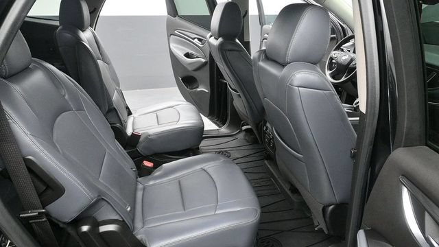 Used 2020 Buick Enclave Essence w/ Sound and Sites Package AWD/4WD image 13
