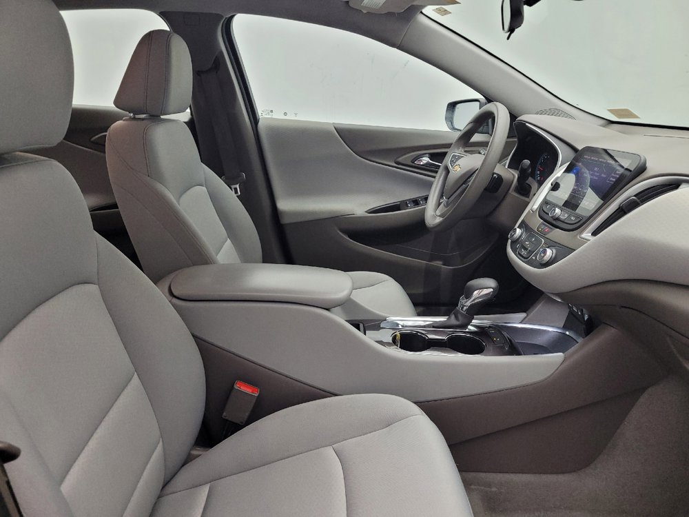 Used 2022 Chevrolet Malibu LS w/ Driver Confidence Package II FWD image 21