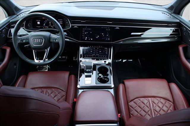Used 2023 Audi SQ7 Prestige w/ Prestige Package AWD/4WD image 19