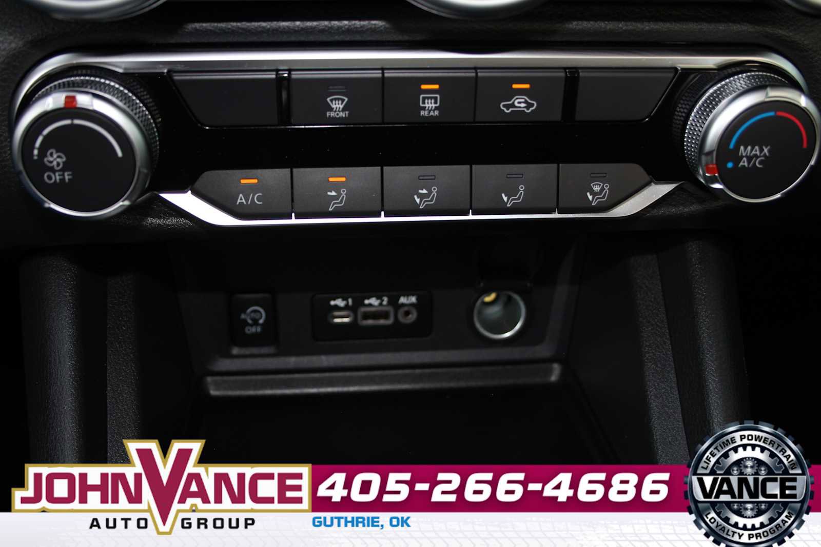 Used 2025 Nissan Sentra SV image 32