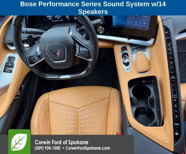 Used 2025 Chevrolet Corvette Z06 RWD image 3