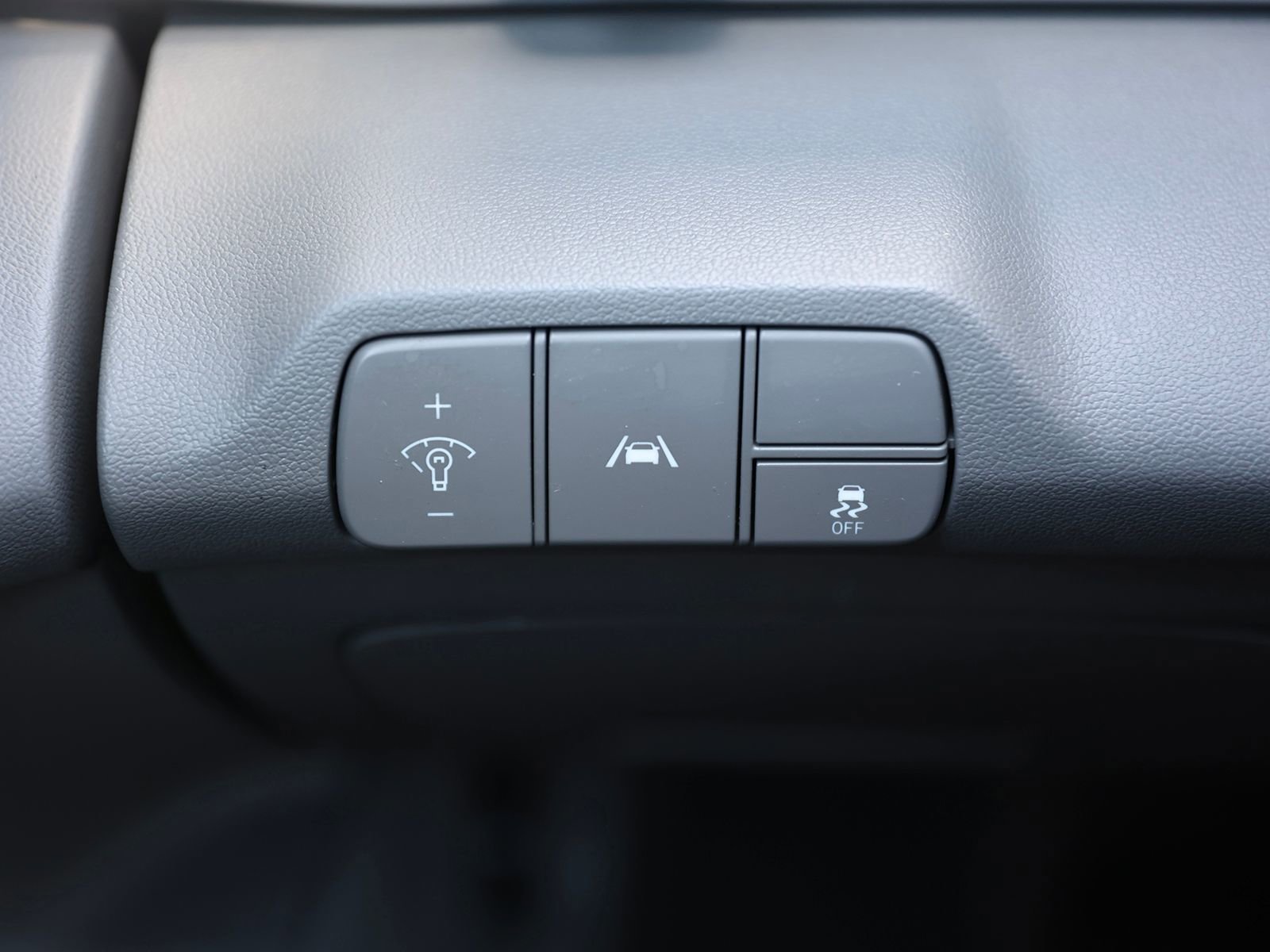 Certified 2023 Hyundai Elantra SEL FWD image 29