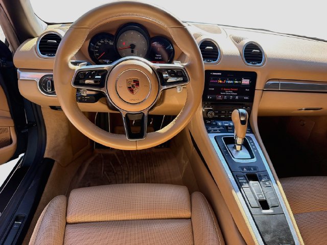 Used 2017 Porsche 718 Boxster S RWD image 15