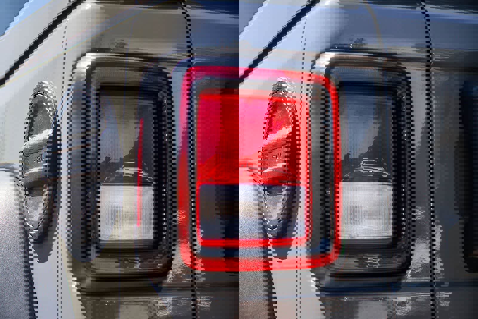 Used 2023 Jeep Wrangler Unlimited image 7