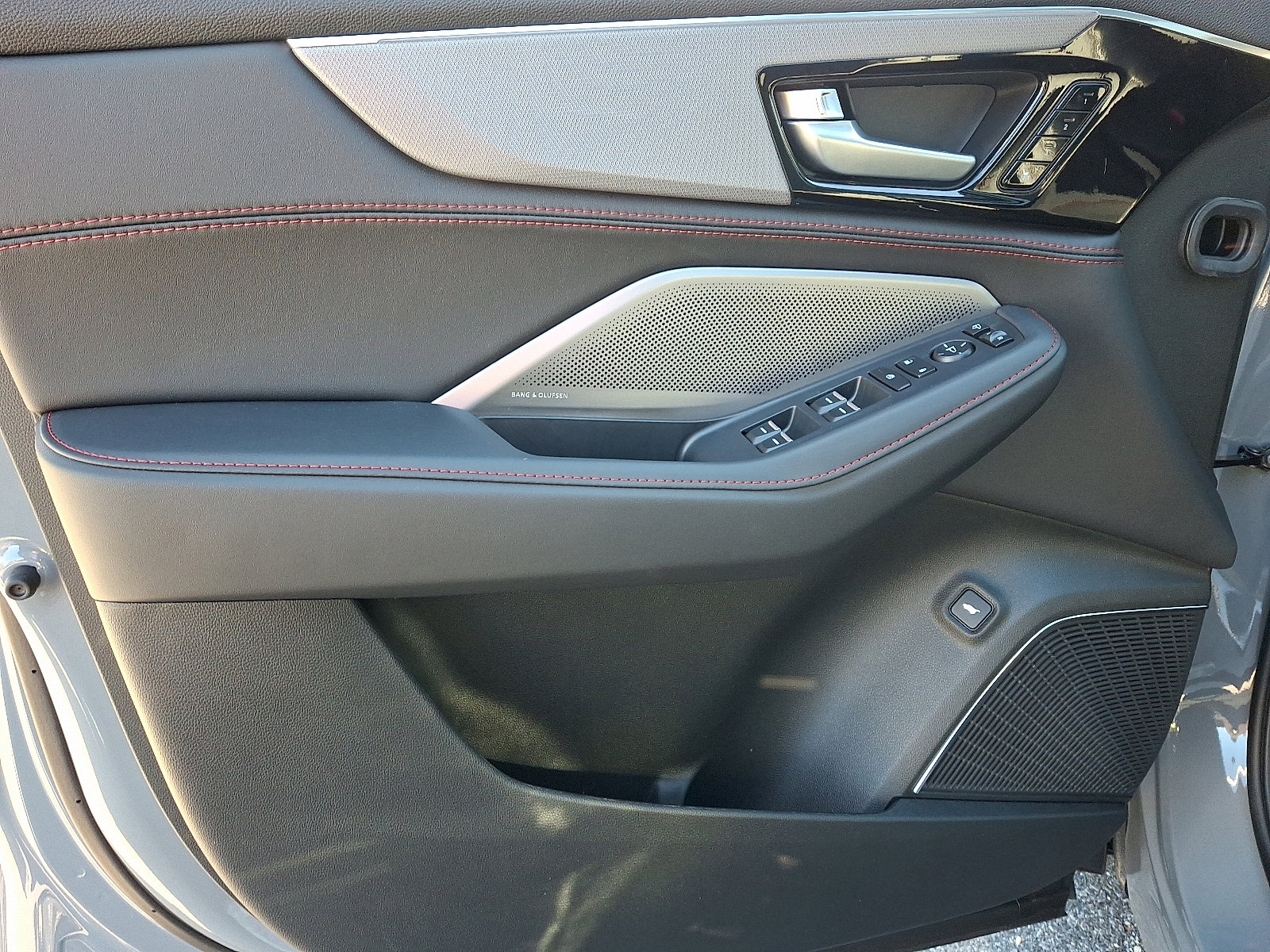 New 2026 Acura MDX A-Spec image 8