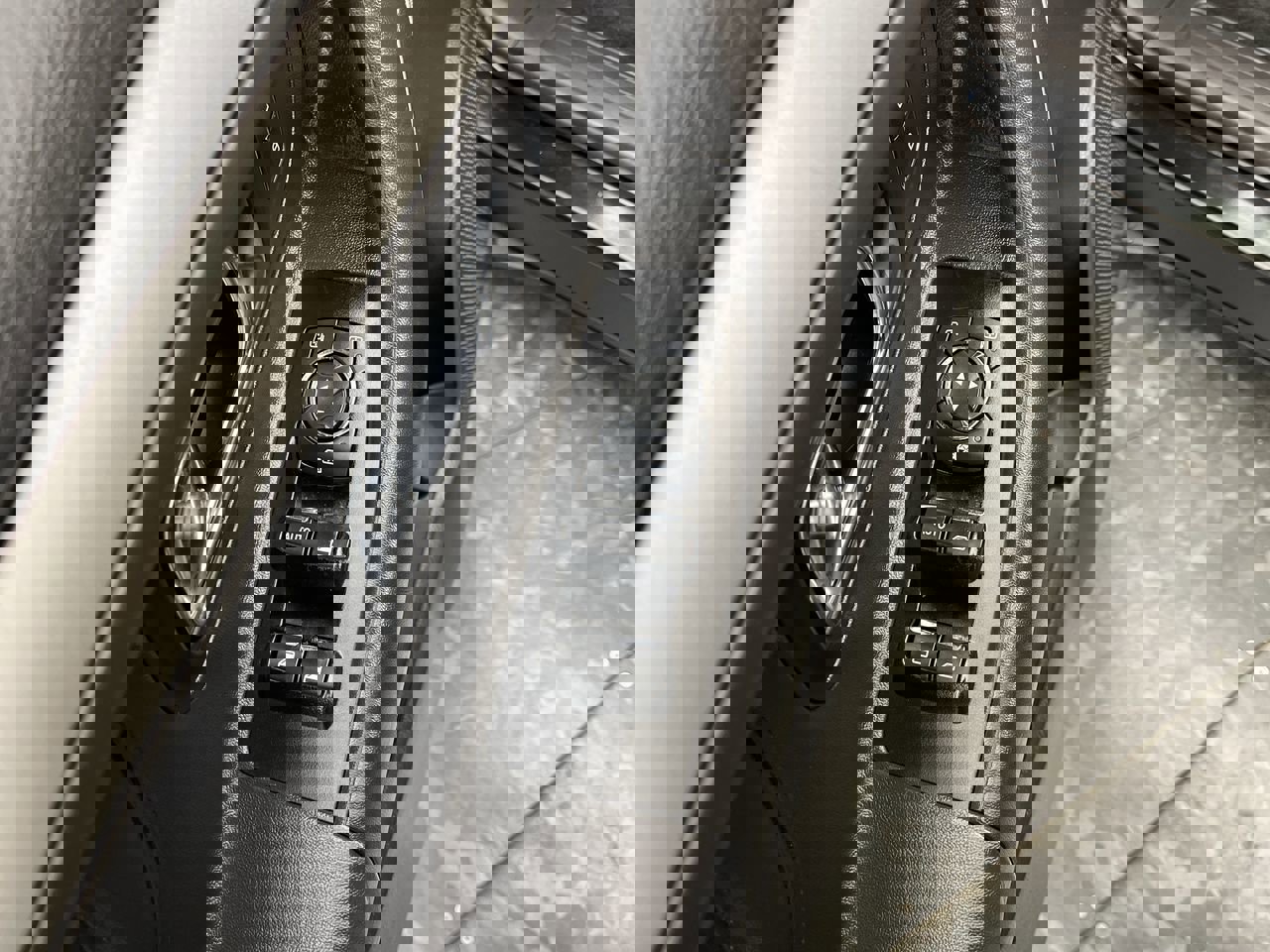 Used 2014 Ford Taurus SEL w/ Equipment Group 201A image 9