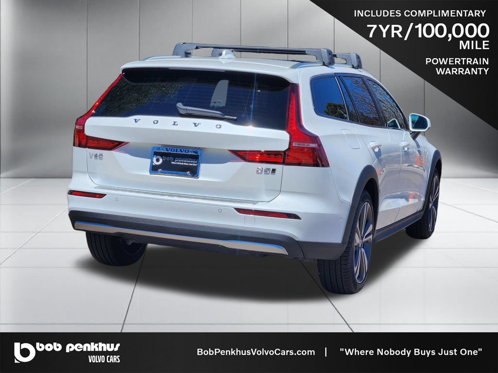 New 2026 Volvo V60 B5 Cross Country Plus w/ Climate Package AWD/4WD image 25