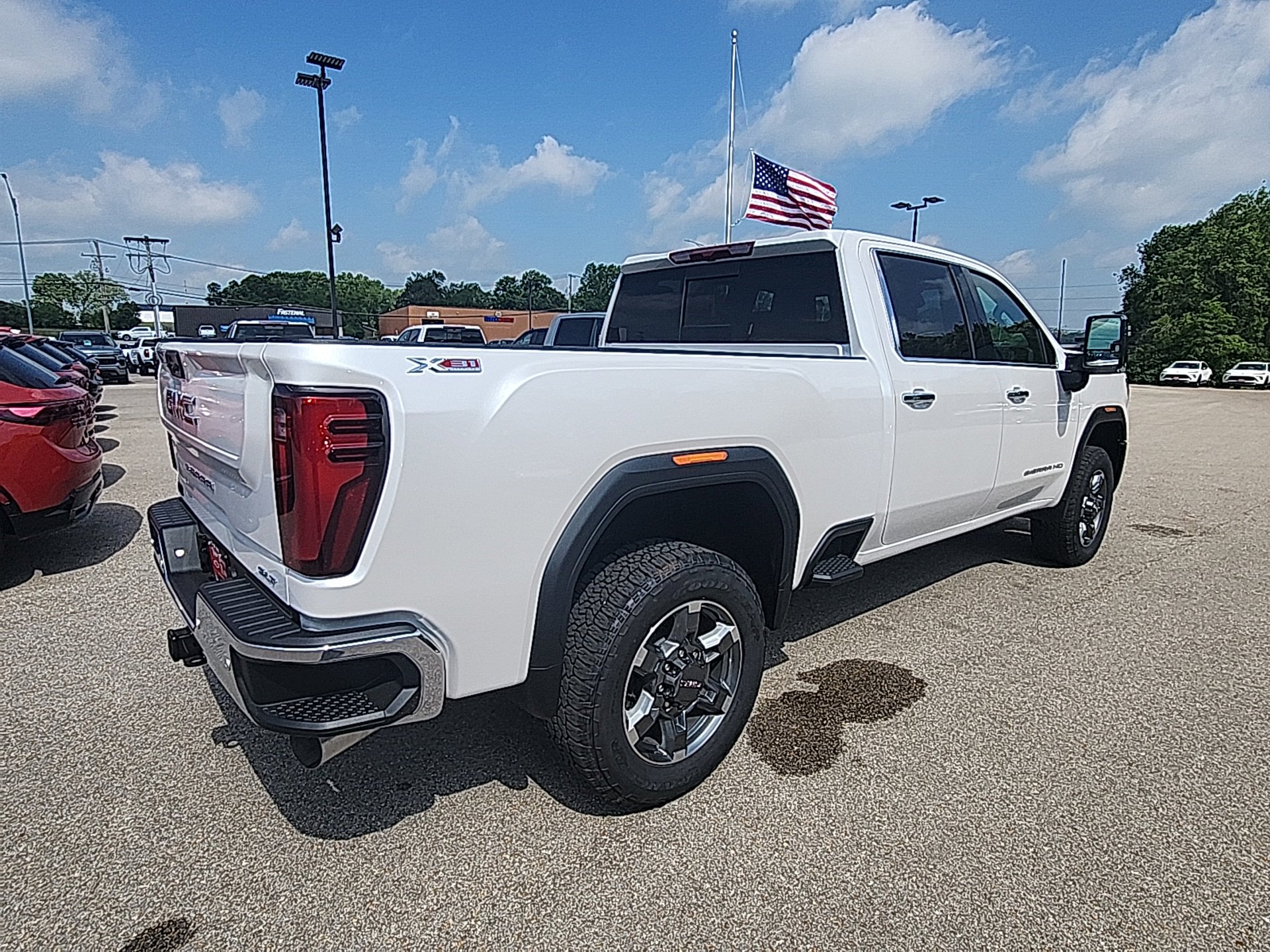 New 2025 GMC Sierra 2500 SLT w/ SLT Convenience Package image 10