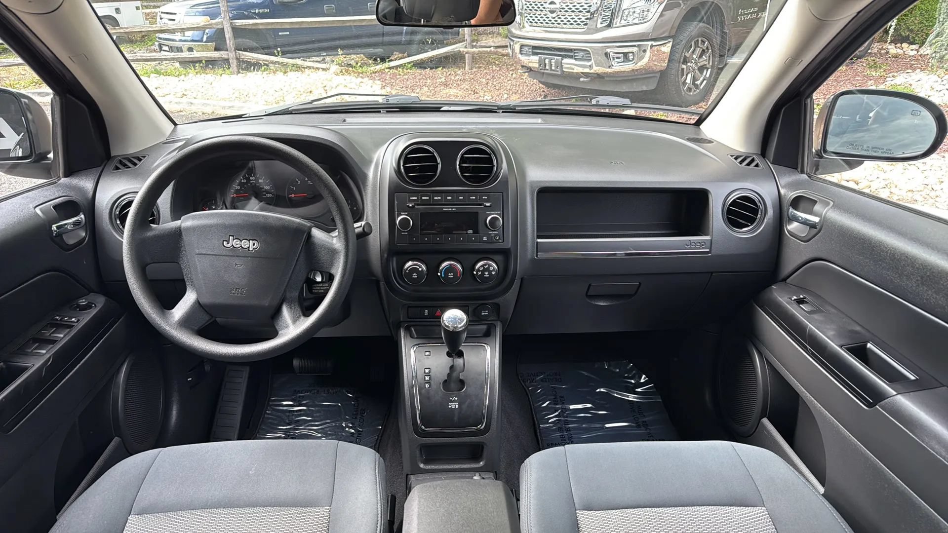 Used 2010 Jeep Compass Sport w/ PWR Equipment Group AWD/4WD image 22