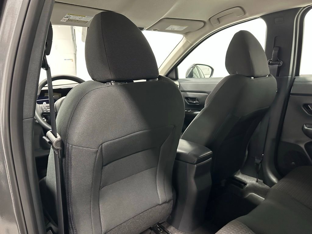Used 2025 Nissan Kicks S AWD/4WD image 40